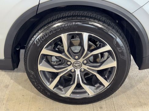 Used 2023 Acura MDX SH-AWD w/ Technology Package image 38
