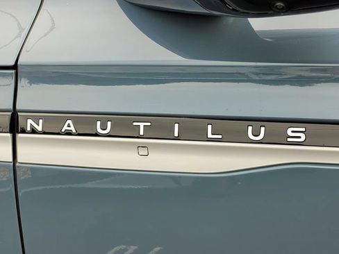 New 2026 Lincoln Nautilus Reserve AWD/4WD image 24