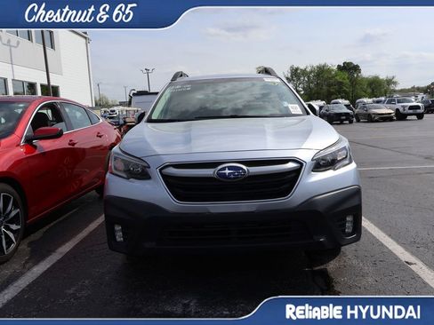 Used 2022 Subaru Outback Premium w/ Popular Package #1 AWD/4WD image 3