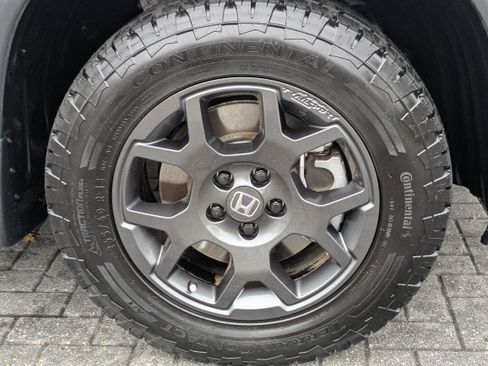 Certified 2025 Honda Pilot TrailSport image 12