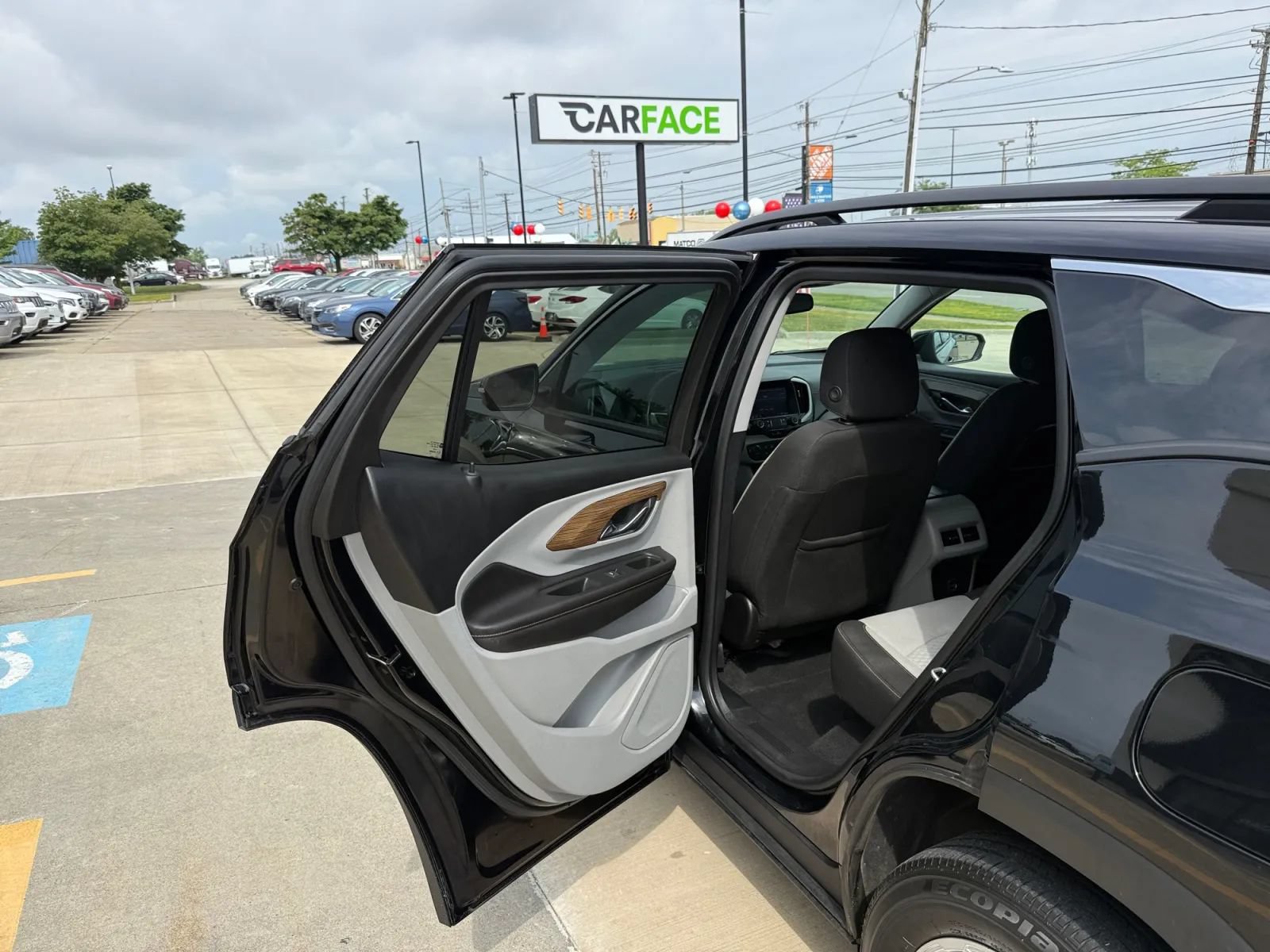 Used 2019 GMC Terrain SLE w/ Driver Convenience Package AWD/4WD image 16
