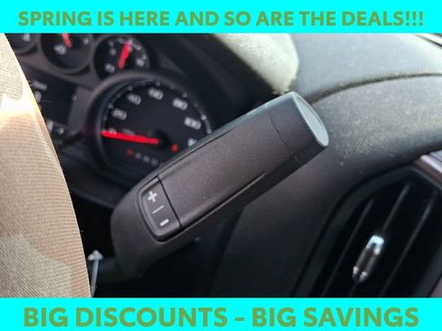 Used 2023 Chevrolet Silverado 1500 Custom image 12