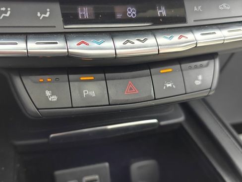 Used 2019 Cadillac XT4 Sport w/ Cold Weather Package image 29