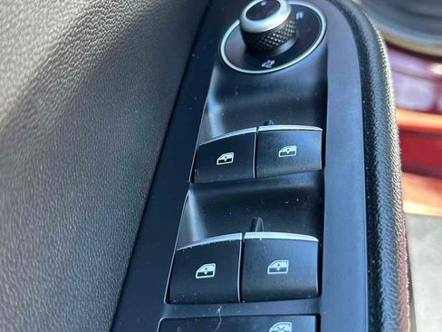 Used 2017 Alfa Romeo Giulia AWD image 27