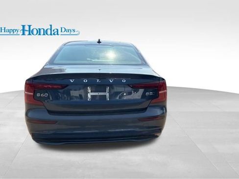 Used 2024 Volvo S60 B5 Plus image 20