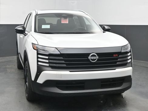 New 2026 Nissan Kicks SR w/ SR Premium Package image 2