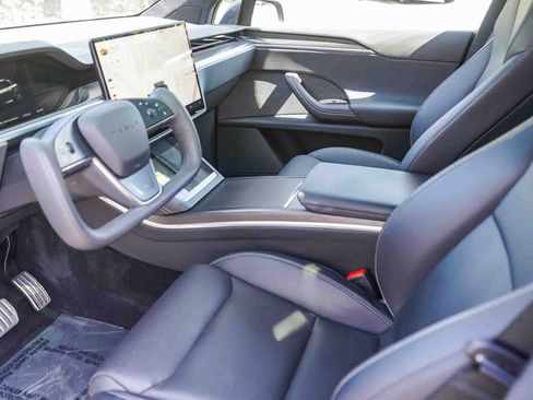 Used 2024 Tesla Model X Plaid AWD/4WD image 18