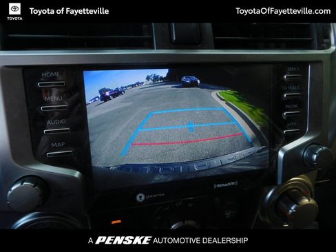 Used 2022 Toyota 4Runner SR5 AWD/4WD image 4