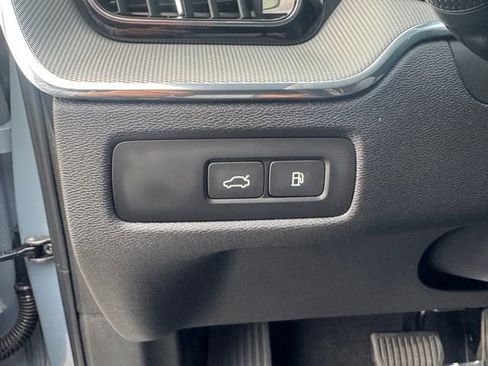 Used 2023 Volvo XC60 T8 Polestar w/ Protection Package Premier image 14