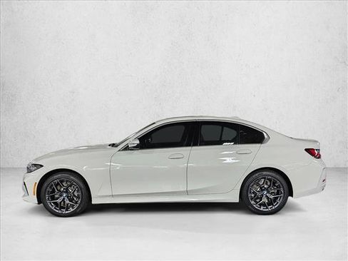 Used 2026 BMW 330i Sedan w/ Convenience Package RWD image 8