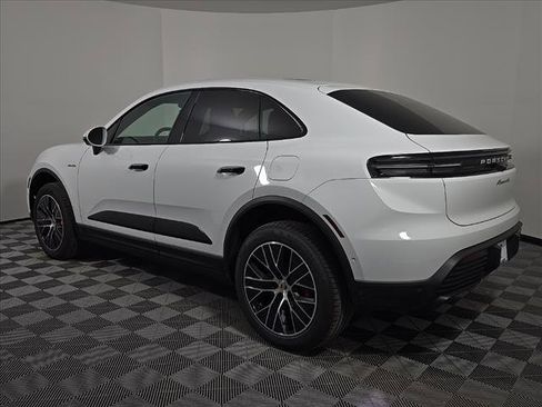 Certified 2025 Porsche Macan 4S Electric image 3