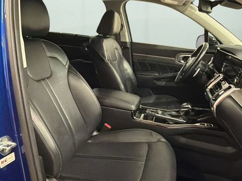 Used 2022 Kia Sorento EX AWD/4WD image 9