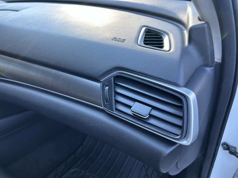 Used 2020 Honda Accord LX image 29