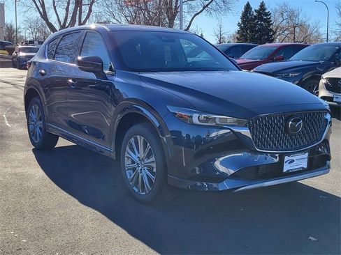 New 2025 MAZDA CX-5 Signature image 4