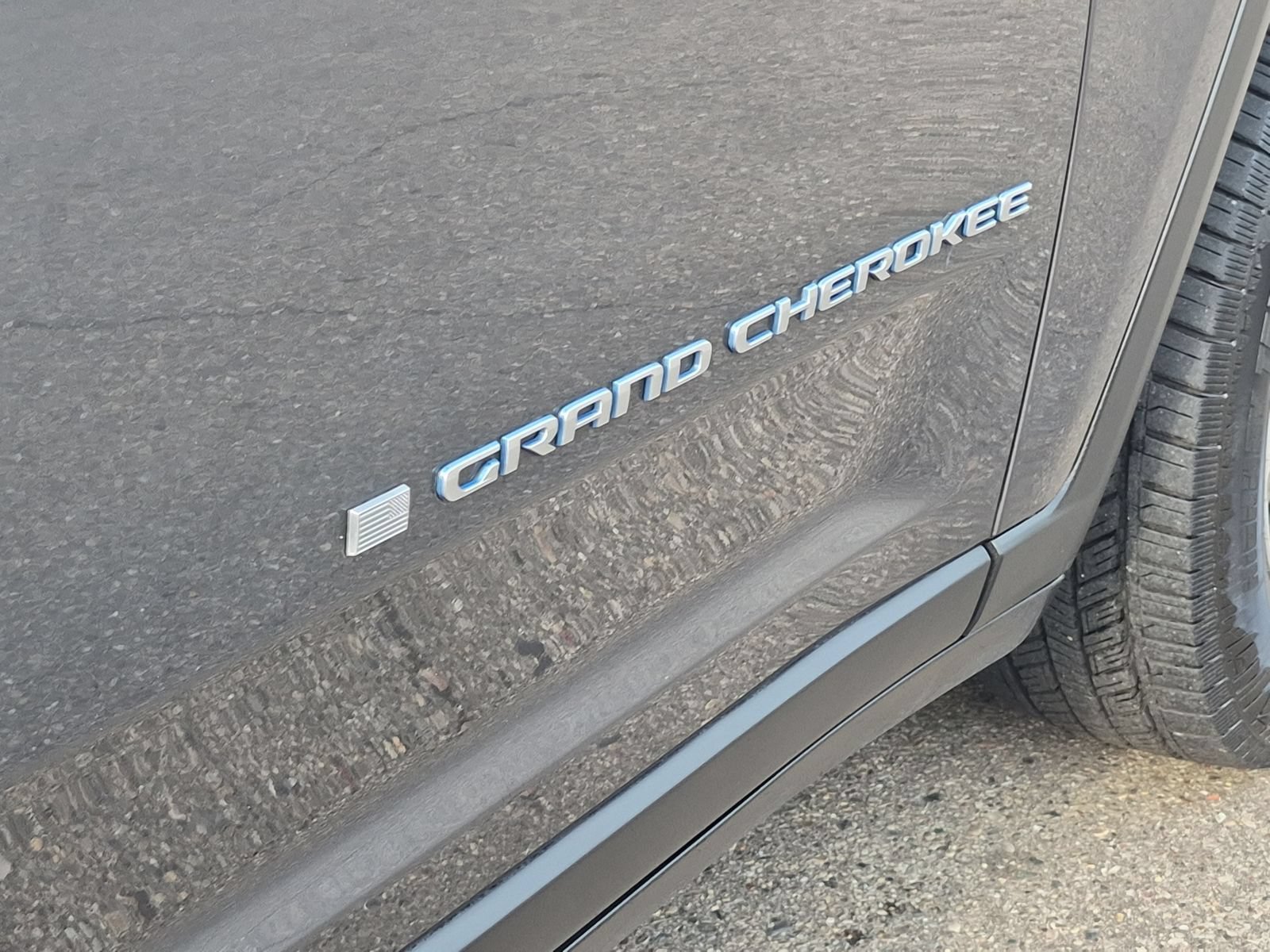 Used 2024 Jeep Grand Cherokee Limited 4xe AWD/4WD image 13