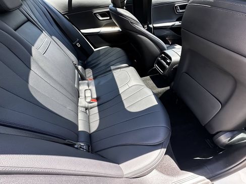 Certified 2025 Mercedes-Benz E 350 Sedan w/ Winter Package image 18