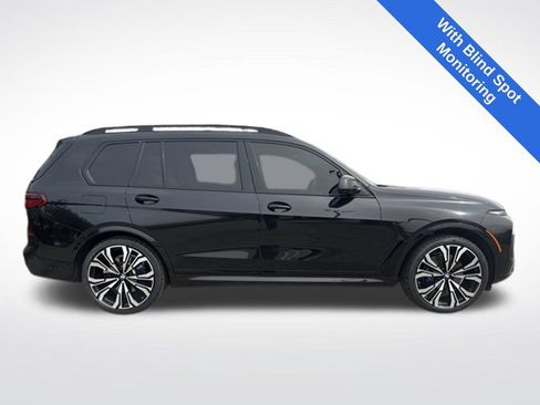 Used 2023 BMW X7 xDrive40i w/ M Sport Package AWD/4WD image 2