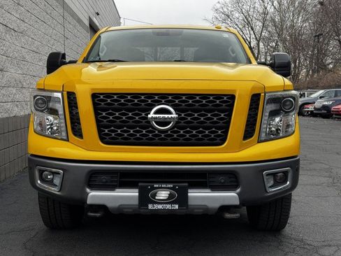 Used 2016 Nissan Titan PRO-4X w/ Pro-4x Convenience Package image 9