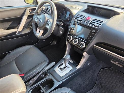 Used 2018 Subaru Forester 2.5i Limited AWD/4WD image 10
