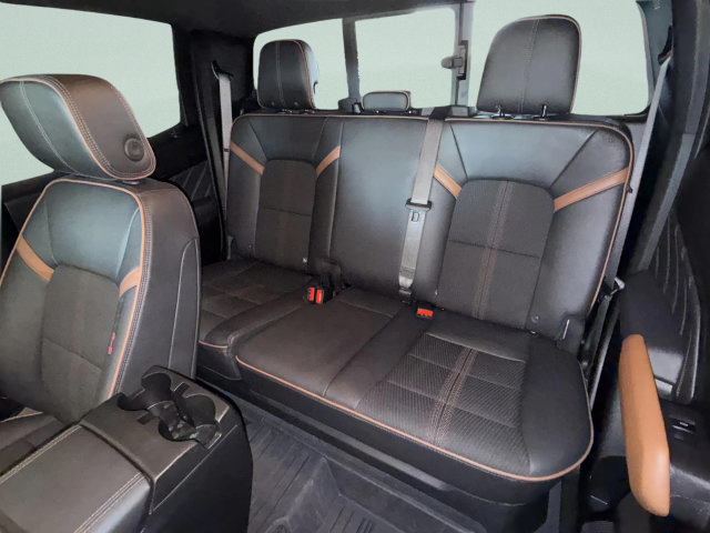 Used 2024 GMC Canyon AT4 w/ Canyon Safety Plus Package AWD/4WD image 28