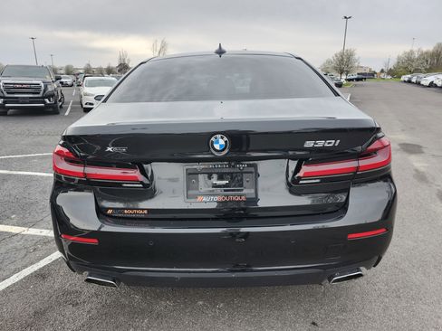 Used 2022 BMW 530i xDrive w/ Convenience Package image 17