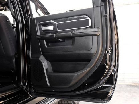 Used 2024 RAM 2500 Big Horn w/ Night Edition image 51