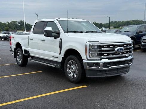 Certified 2023 Ford F250 Lariat w/ Chrome Package AWD/4WD image 8