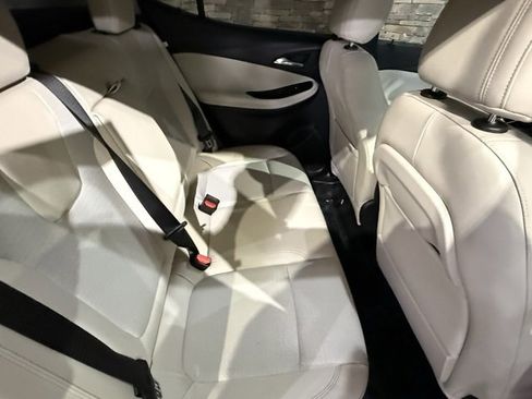 Used 2021 Buick Encore GX Select image 33