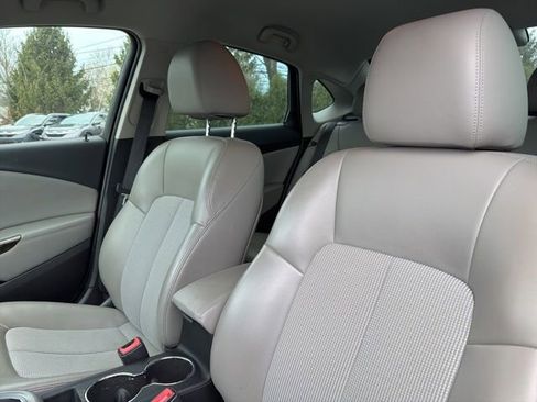 Used 2012 Buick Verano image 5