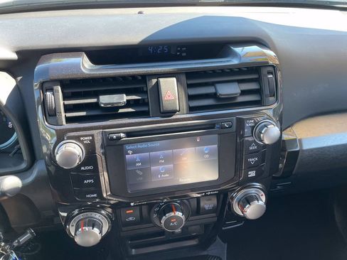Used 2018 Toyota 4Runner TRD Pro AWD/4WD image 18