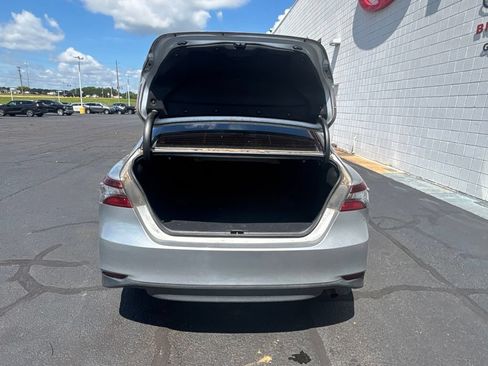 Used 2021 Toyota Camry LE FWD image 28