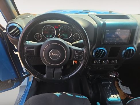 Used 2016 Jeep Wrangler Sport w/ Quick Order Package 24S AWD/4WD image 10