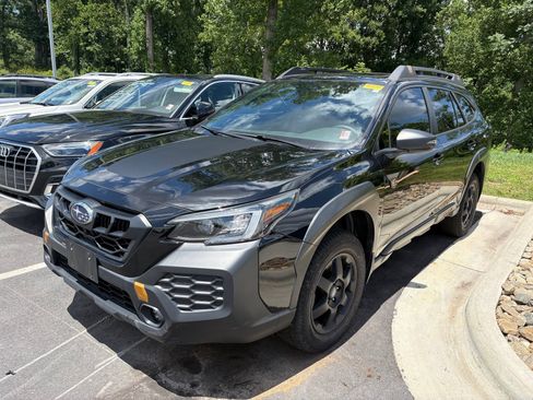 Certified 2025 Subaru Outback Wilderness AWD/4WD image 3