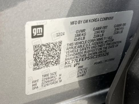 Used 2025 Chevrolet Trax LS w/ LS Convenience Package FWD image 22