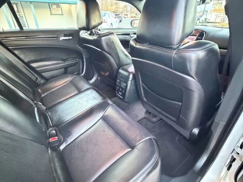 Used 2017 Chrysler 300 S w/ Safetytec Plus Group image 22