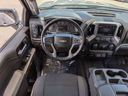 Used 2020 Chevrolet Silverado 1500 LT w/ All-Star Edition AWD/4WD image 17