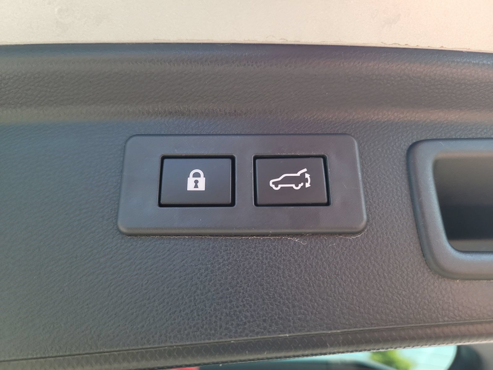 Used 2021 Subaru Forester Premium AWD/4WD image 27