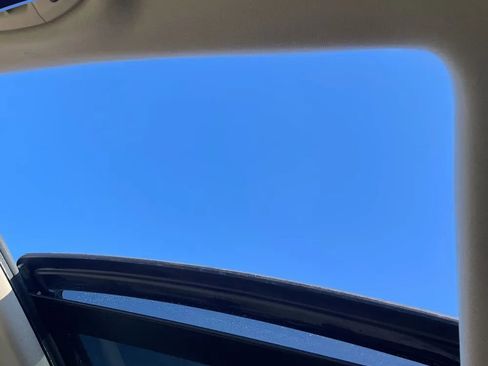 Used 2014 Buick LaCrosse Premium w/ Driver Confidence Package image 33