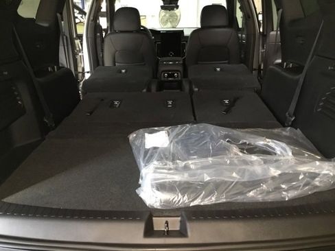 New 2026 GMC Acadia Elevation image 47