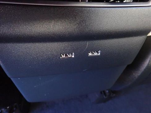 Used 2018 Tesla Model X 75D image 9