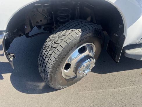 Used 2015 Ford F350 XL w/ Power Equipment Group image 9