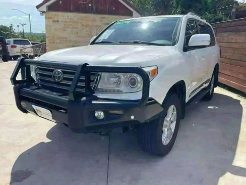 Used 2014 Toyota Land Cruiser AWD/4WD image 5