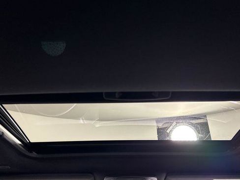 Certified 2025 Toyota Sienna XLE Woodland Edition AWD/4WD image 30