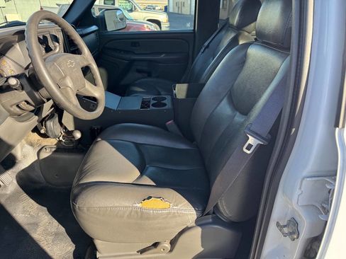 Used 2005 Chevrolet Silverado 2500 4x4 Crew Cab image 30