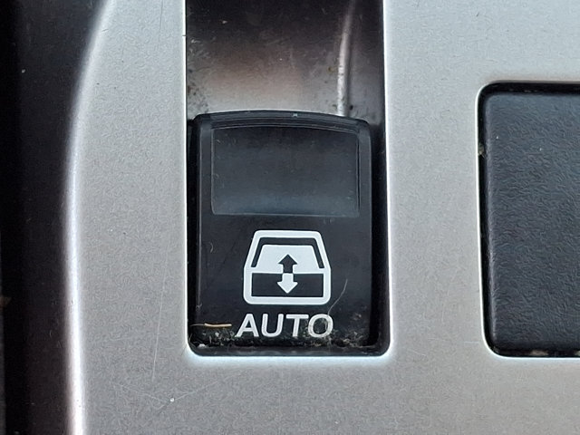 Used 2024 Toyota 4Runner SR5 AWD/4WD image 25