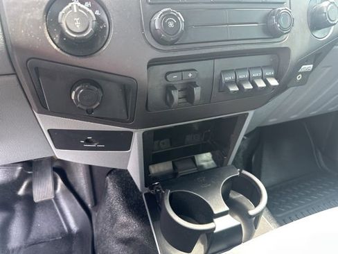 Used 2015 Ford F250 XL w/ Power Equipment Group AWD/4WD image 19