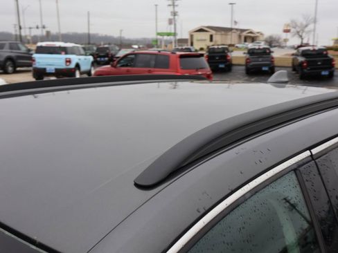 Used 2015 Ford Edge SEL w/ Equipment Group 201A image 4