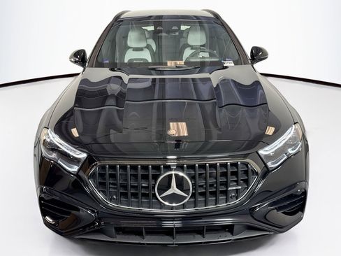 New 2026 Mercedes-Benz E 53 AMG 4MATIC Sedan image 2