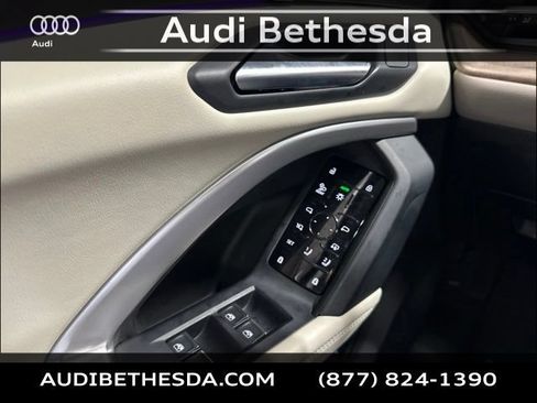 Certified 2025 Audi Q5 Premium Plus w/ Premium Plus AWD/4WD image 15