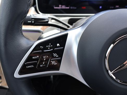 Certified 2025 Mercedes-Benz C 300 Sedan image 33